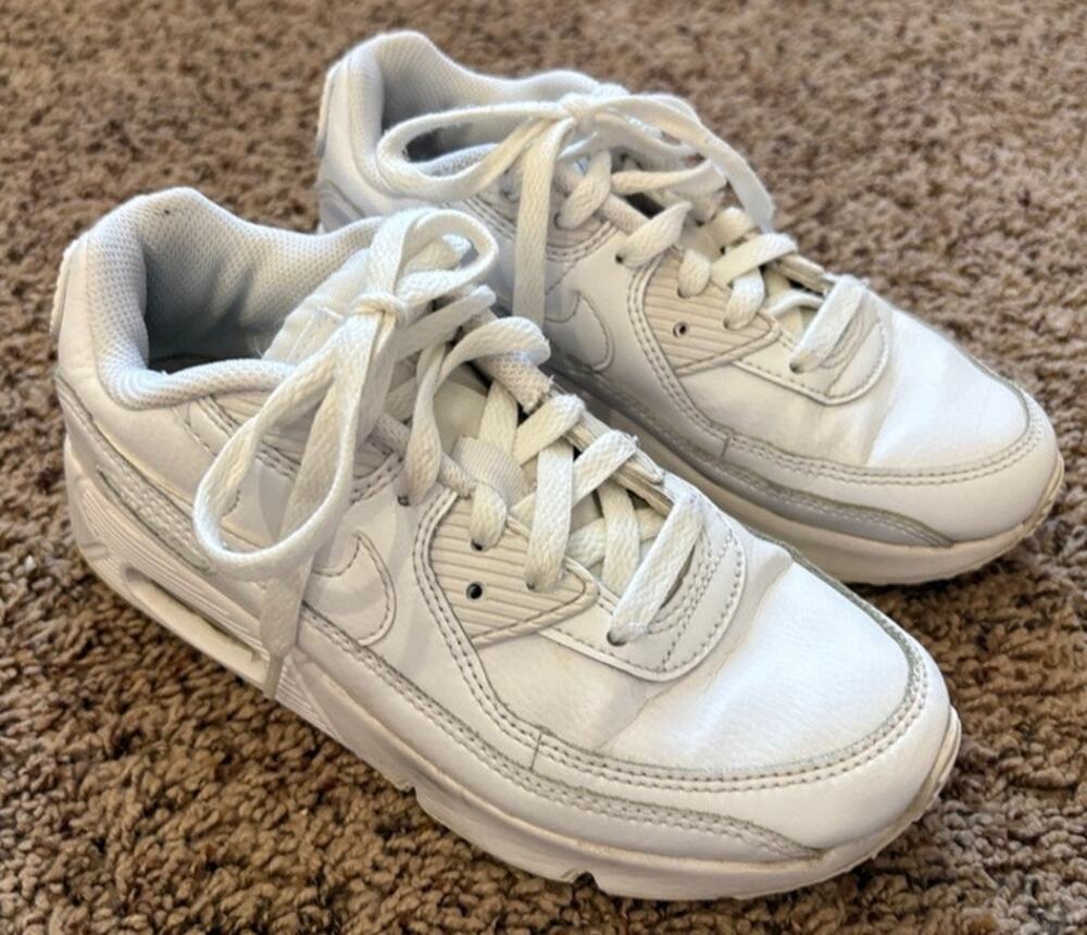Kids Nike Air Max 90 White Leather Sneakers Size 2Y